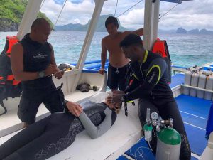 efr on boat el nido palawan divers